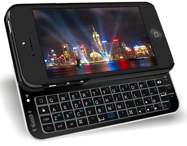iPhone5 Qwerty Keyboard with Mobile Portal the Right Field Service Strategy